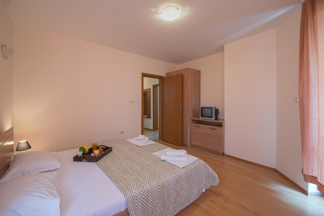 Chateau Del Mar Holiday Apartments Sunny Beach Exterior foto