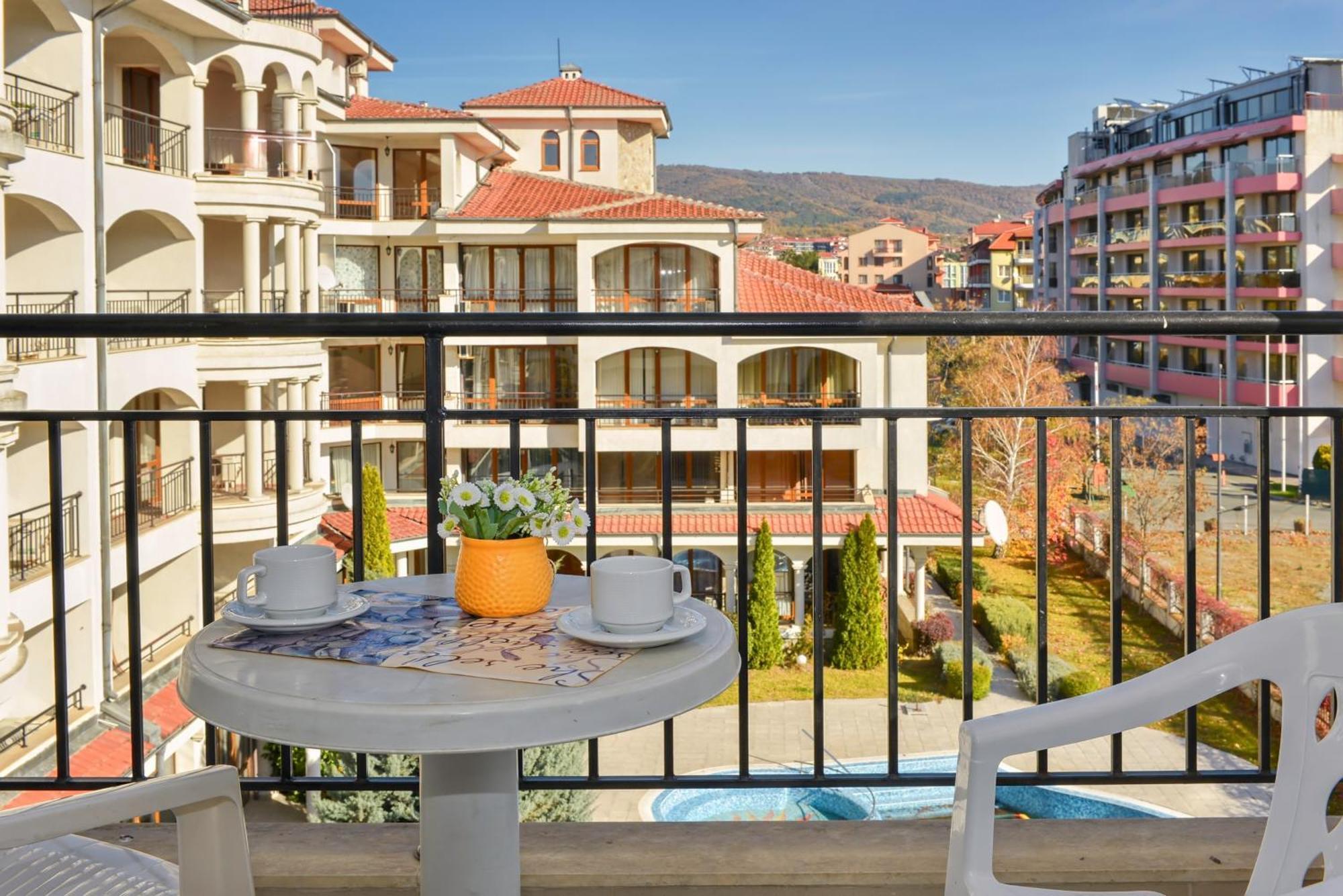 Chateau Del Mar Holiday Apartments Sunny Beach Exterior foto